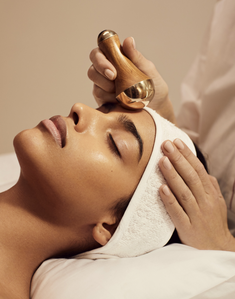 skincare-photographer-london-jade-roller-treatment-benjamin-kaufmann